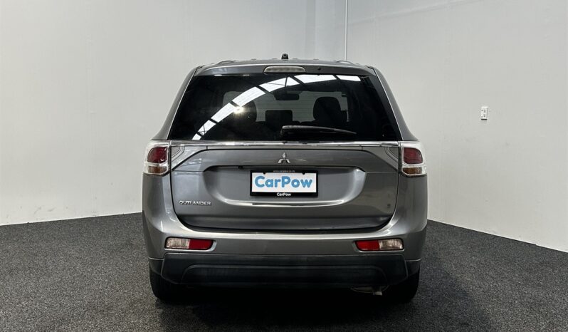 
								Mitsubishi Outlander 24G Navi Package 4WD 2013 full									