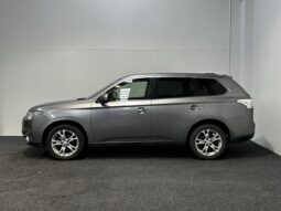
										Mitsubishi Outlander 24G Navi Package 4WD 2013 full									
