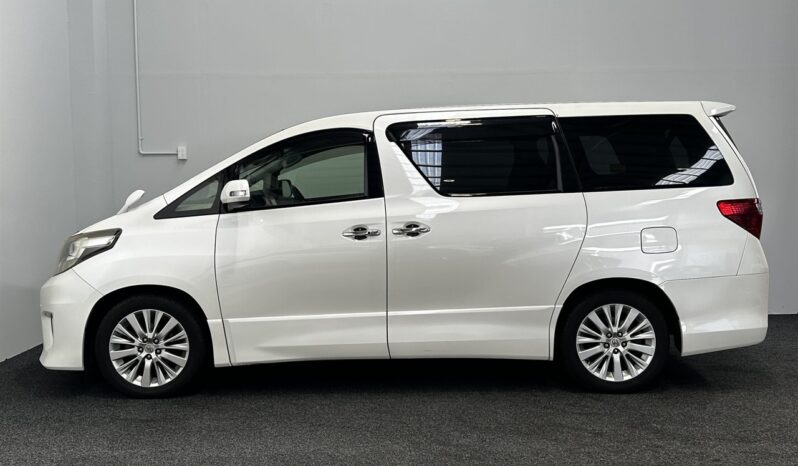 
								Toyota Alphard 240S 2012 full									