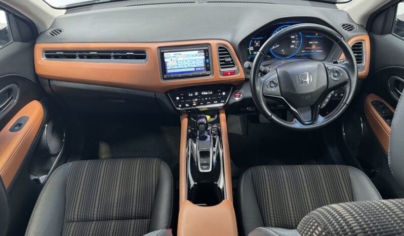 
								Honda Vezel HYBRID 2016 full									